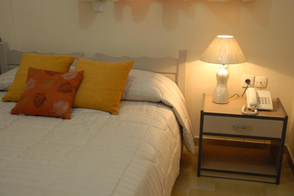 Takis Hotel Apartments Ialisos Habitación foto
