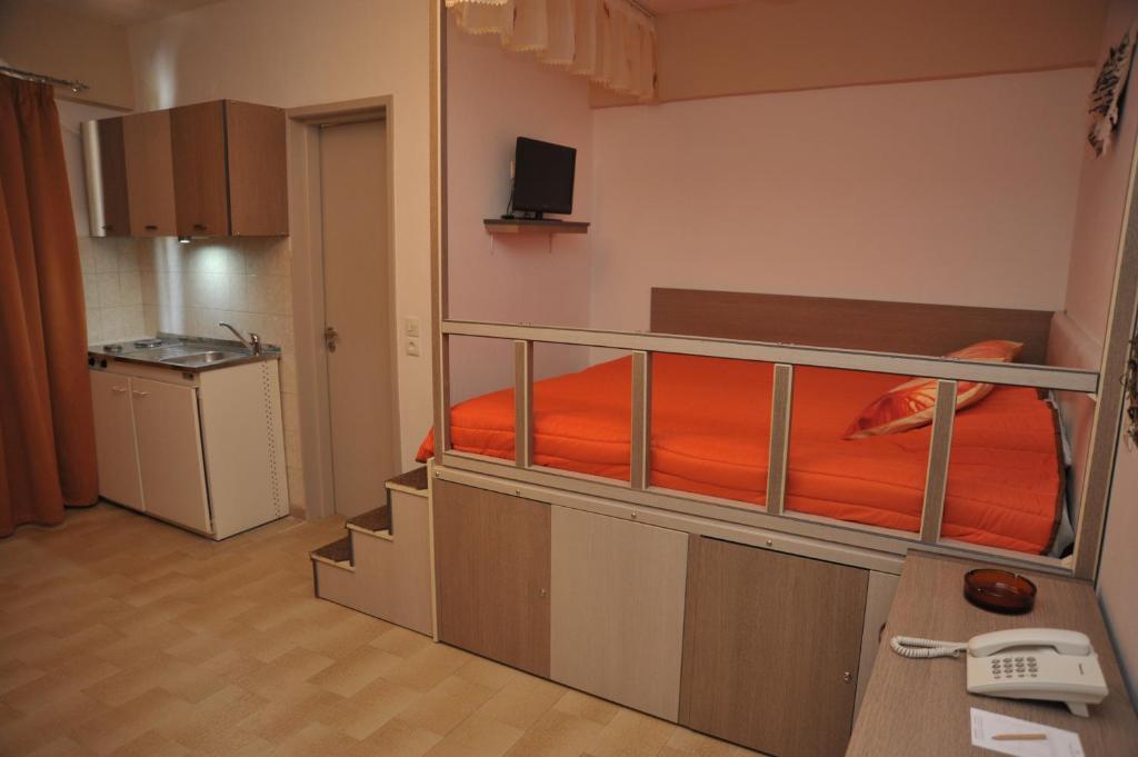 Takis Hotel Apartments Ialisos Habitación foto